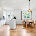 Дом отдыха 3 Bedroom Amazing In