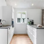 3 Bedroom Amazing In Toftlund