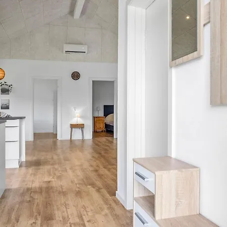 3 Bedroom Amazing In Hébergement de vacances *