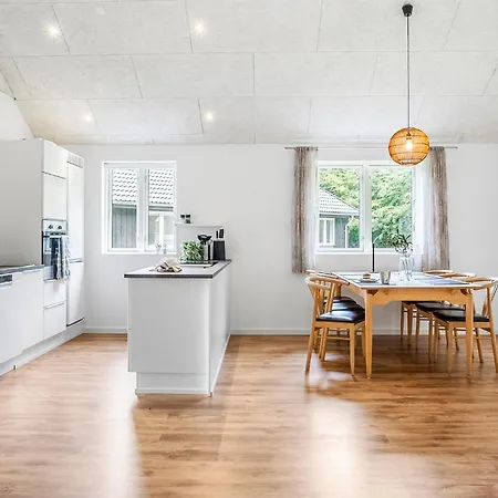 Hébergement de vacances 3 Bedroom Amazing In