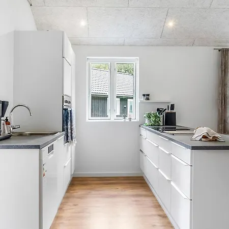 3 Bedroom Amazing In Toftlund