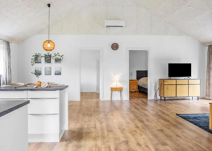 3 Bedroom Amazing In Feriehus